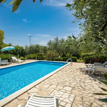 Giuliano-1 By Interhome *