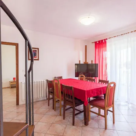 Giuliano-1 By Interhome Apartment