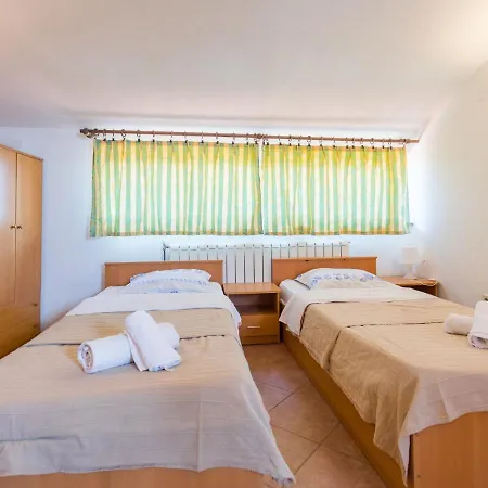 Giuliano-1 By Interhome Apartment