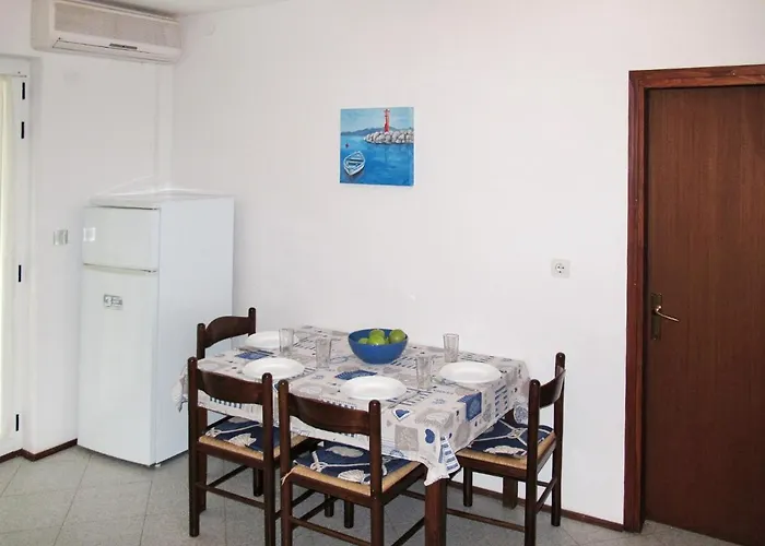 Giuliano-1 By Interhome Frata