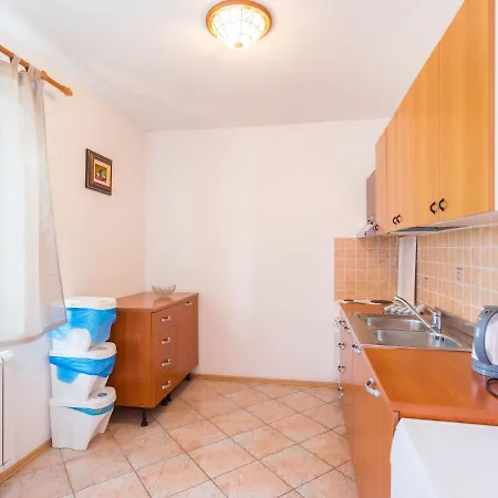 Apartman Giuliano-1 By Interhome *