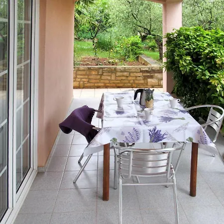 Giuliano-1 By Interhome Frata